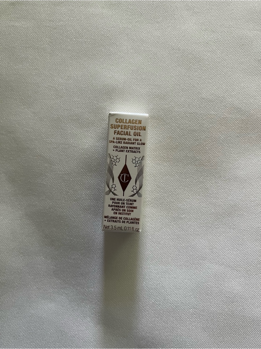Charlotte Tilbury Eyes, Lips, & Face Mini Makeup Set NWT - Picture 11 of 16
